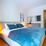 Апартаменти Fabulous Location