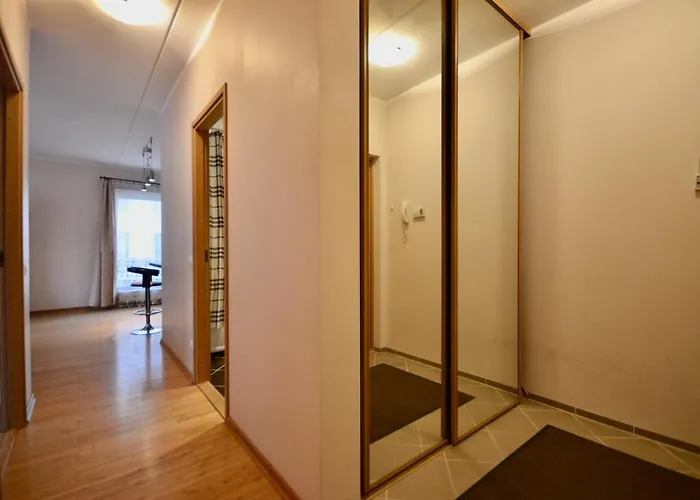 Apartment Fabulous Location *